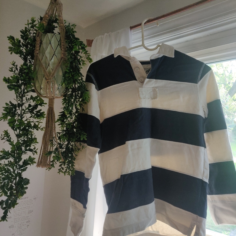 Blue and White Striped Collared Sweatshirt Medium